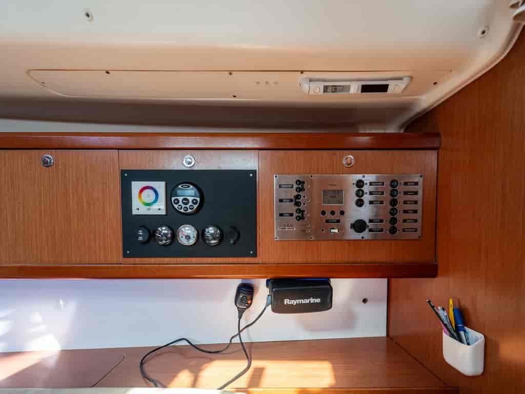 Boat picture 17