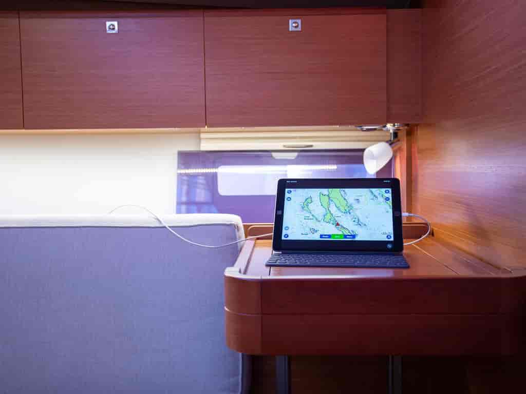 Boat picture 9