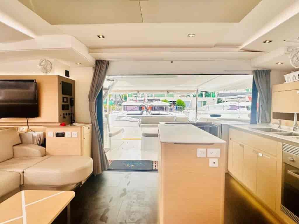 Boat picture 18