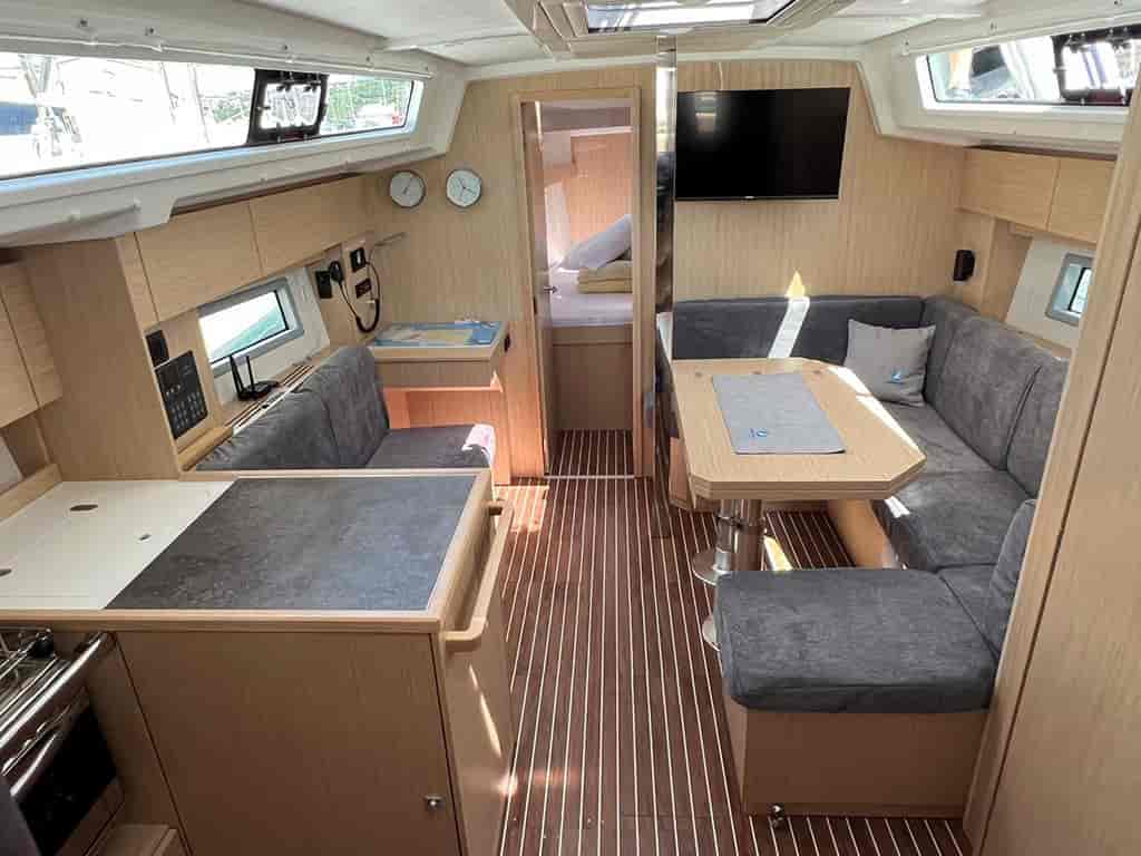 Boat picture 16