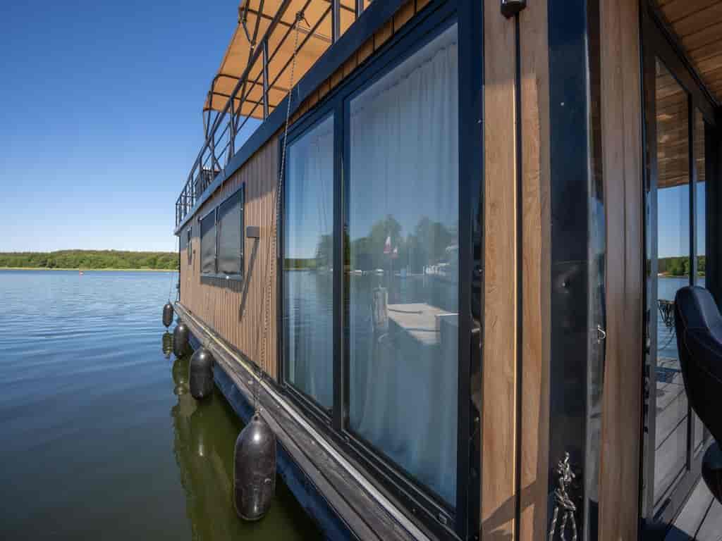 Boat picture 4