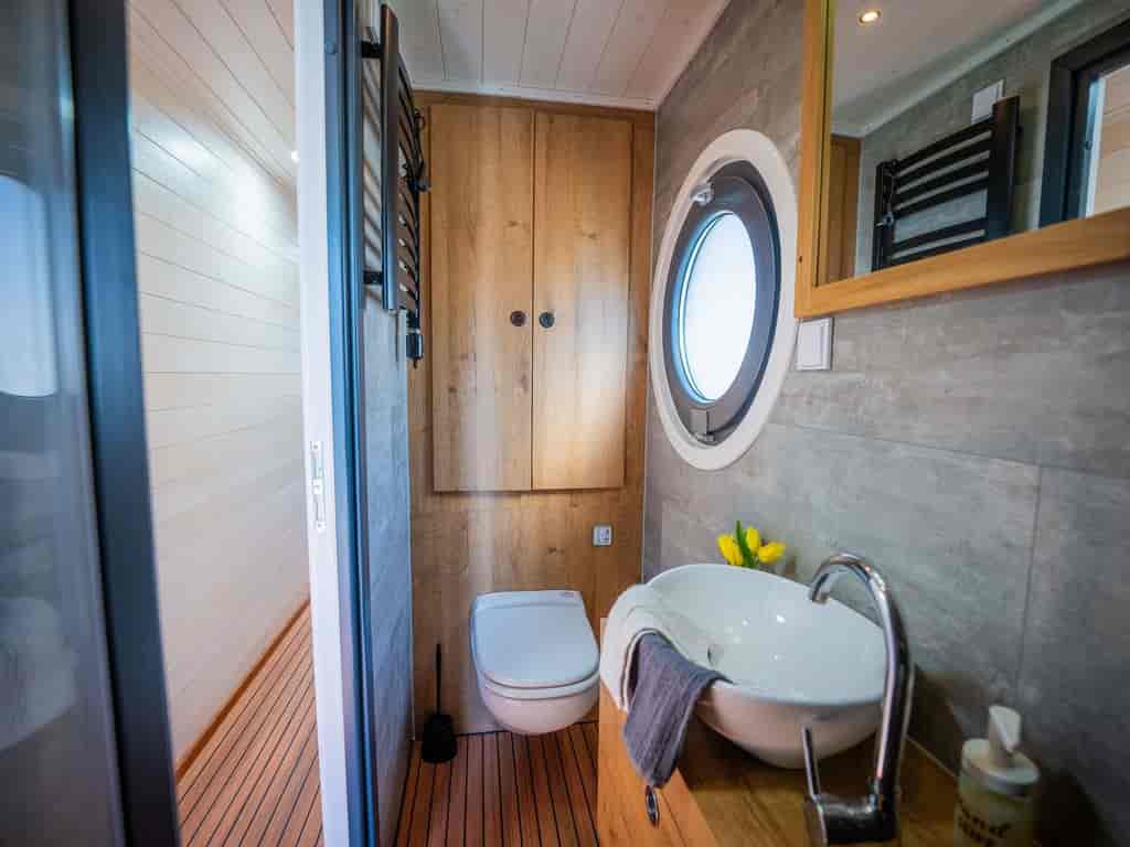 Boat picture 19