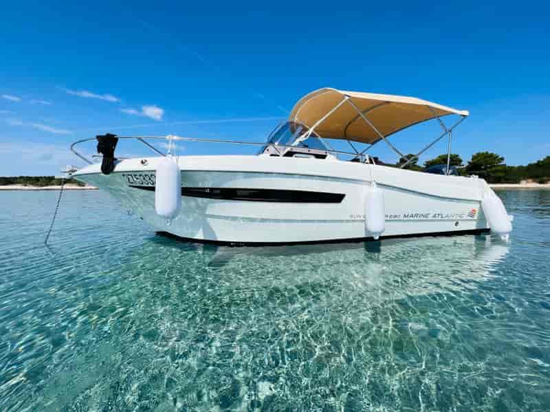 Boat picture 1