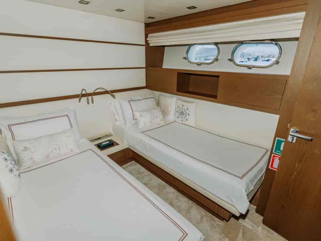 Boat picture 26