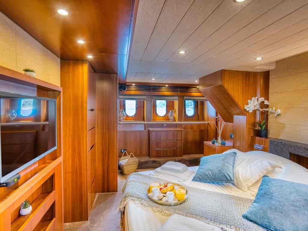 Boat picture 19