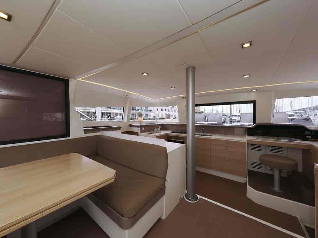 Boat picture 17
