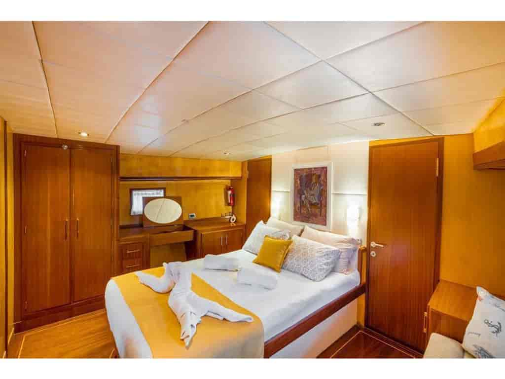 Boat picture 12