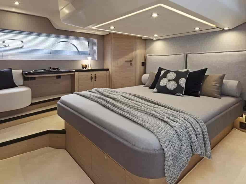 Boat picture 17