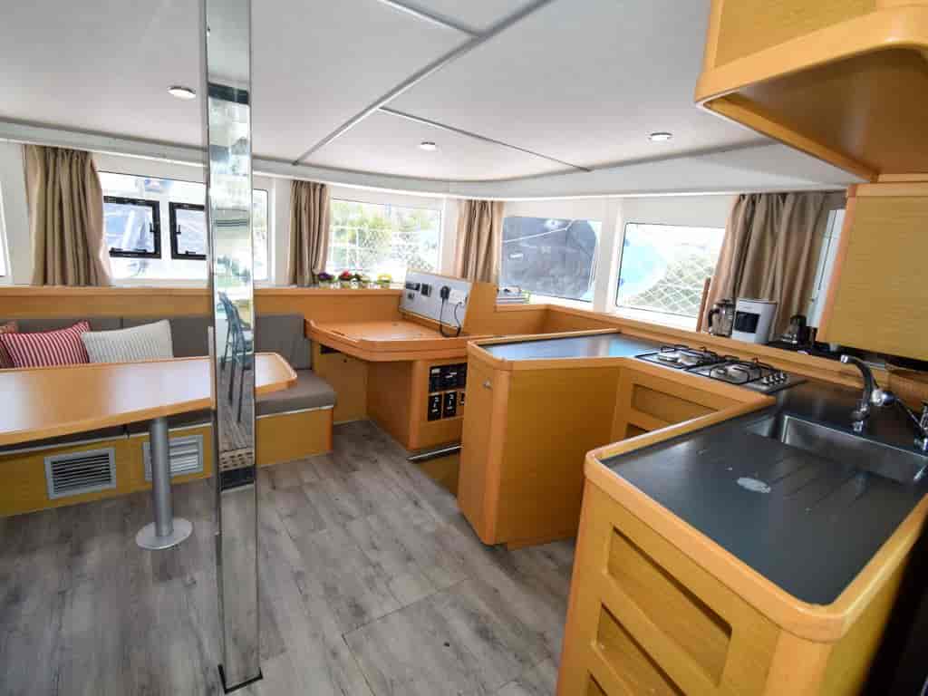 Boat picture 18