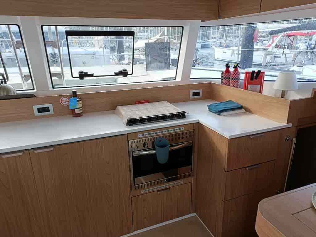 Boat picture 17