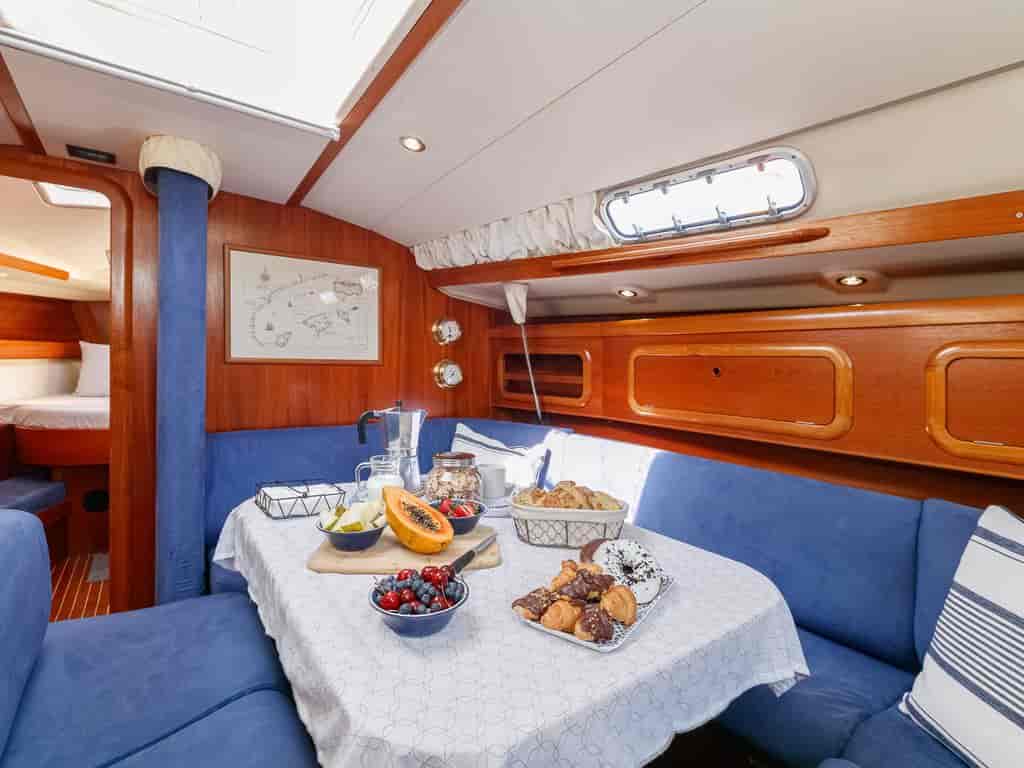 Boat picture 9
