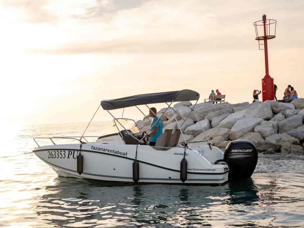 Boat picture 10