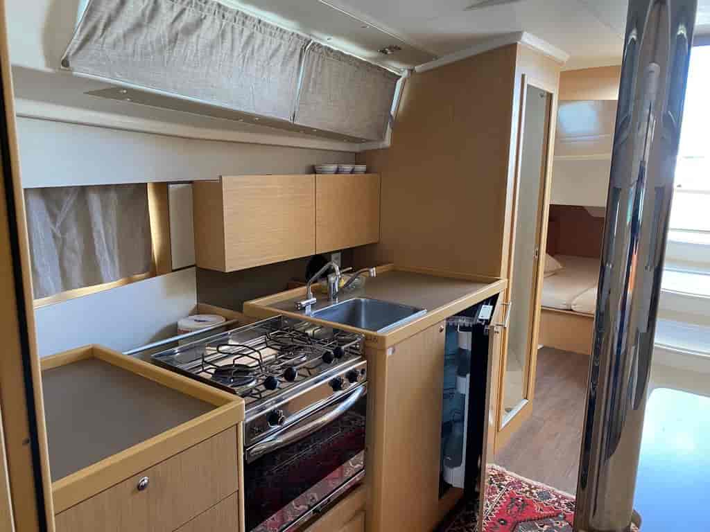 Boat picture 17