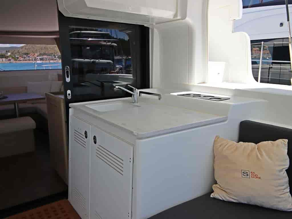 Boat picture 17