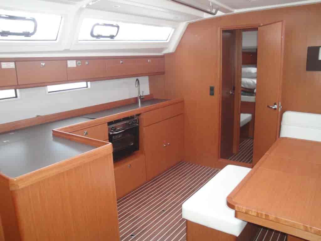 Boat picture 9
