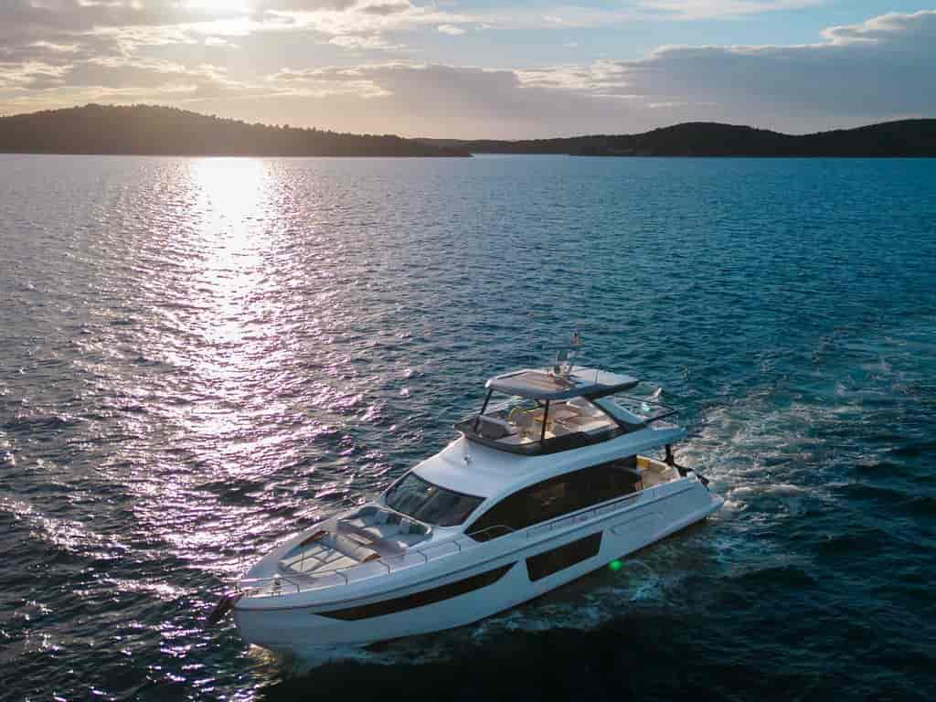 Boat picture 17