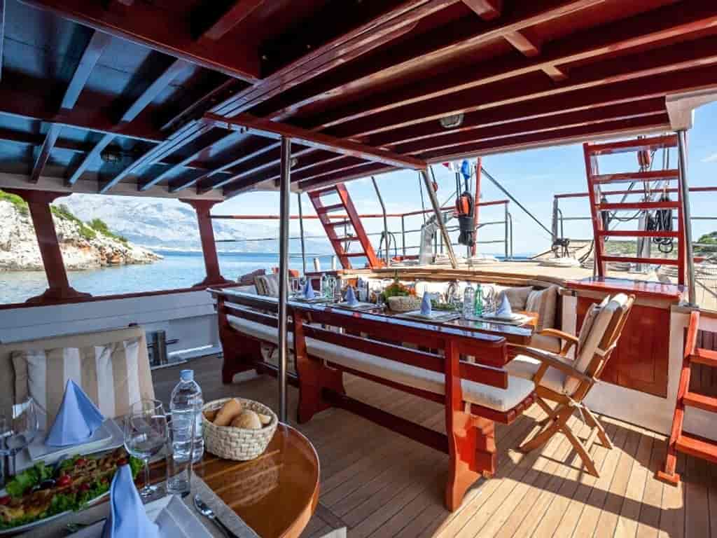 Boat picture 18