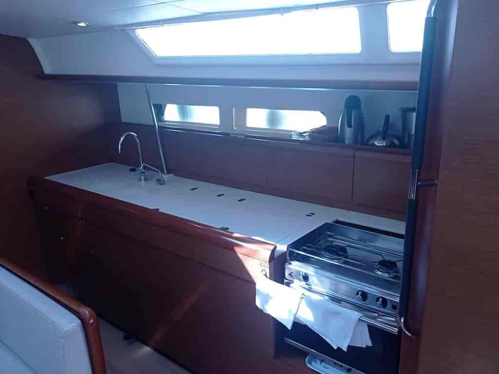 Boat picture 17