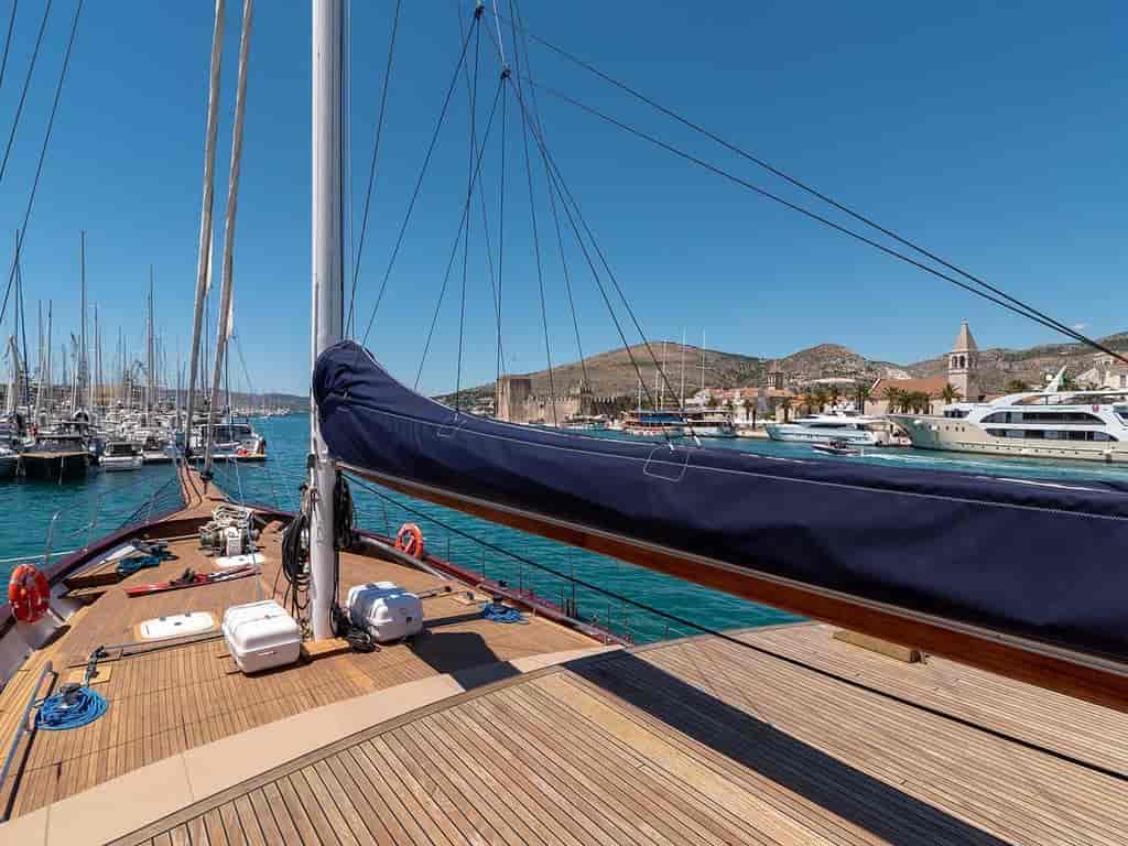 Boat picture 9