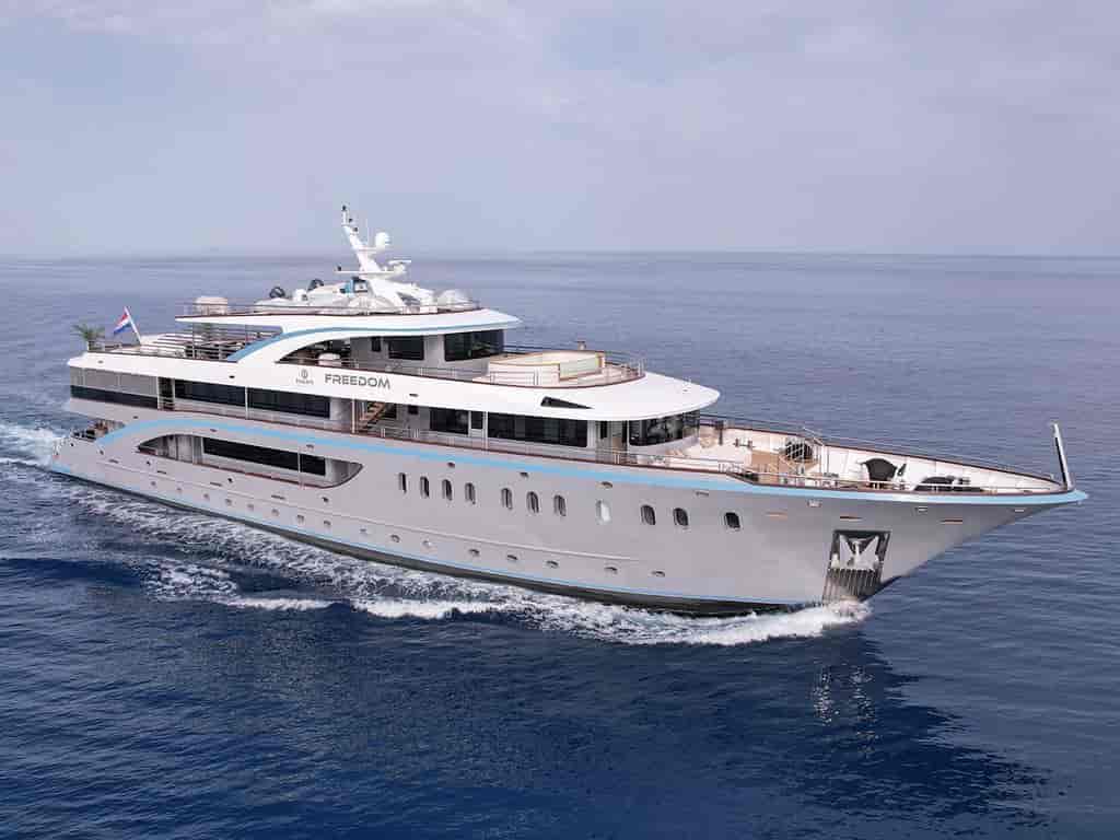 Boat picture 17