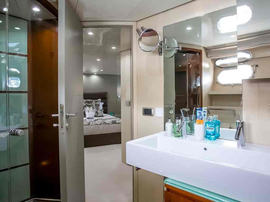 Boat picture 12
