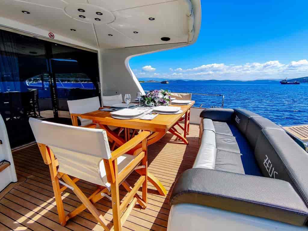 Boat picture 9