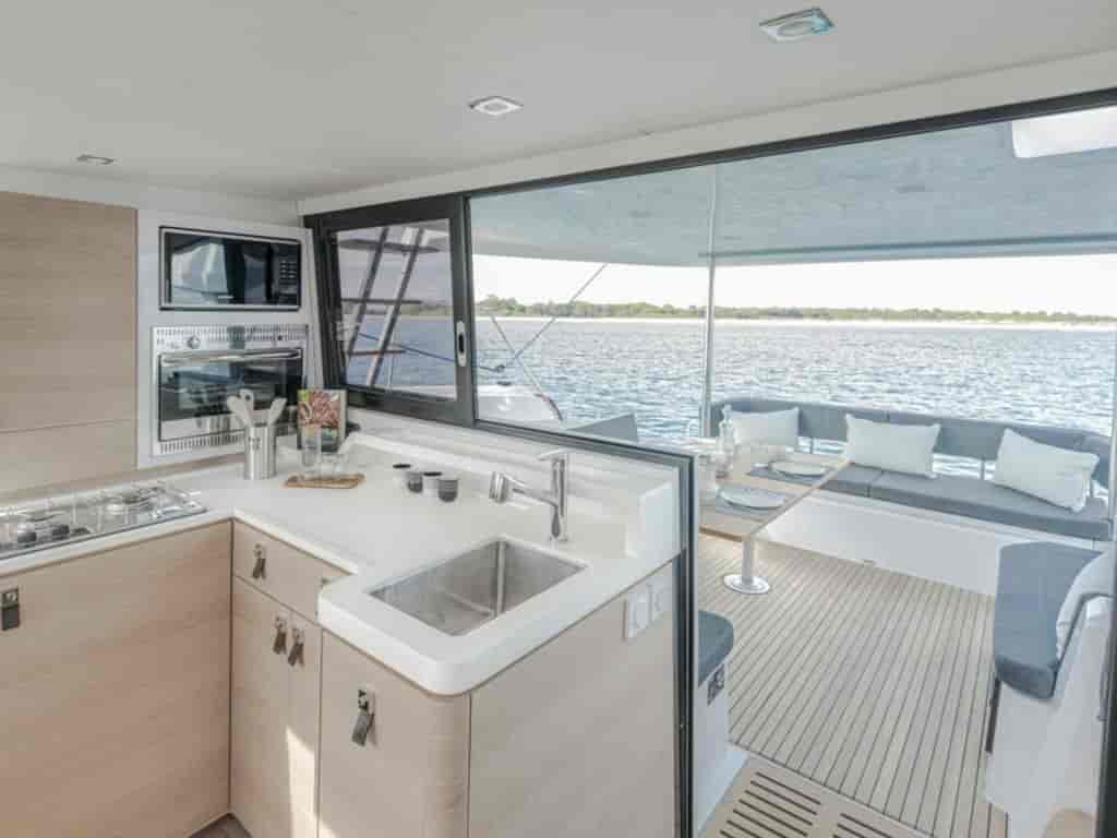 Boat picture 9
