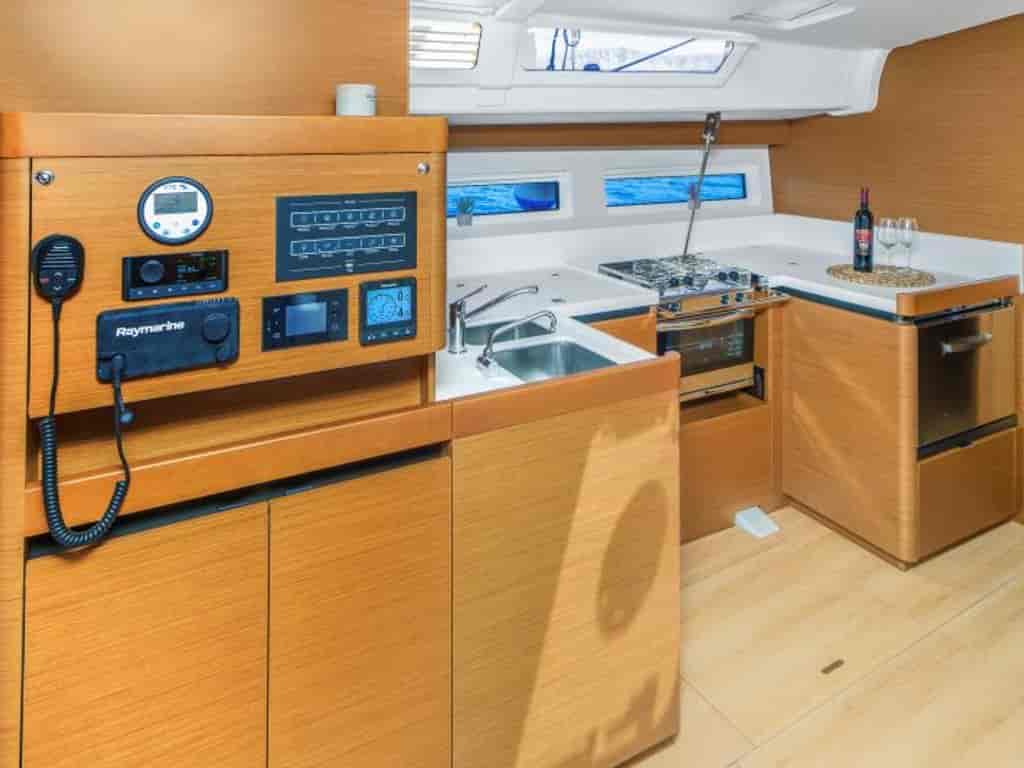 Boat picture 16