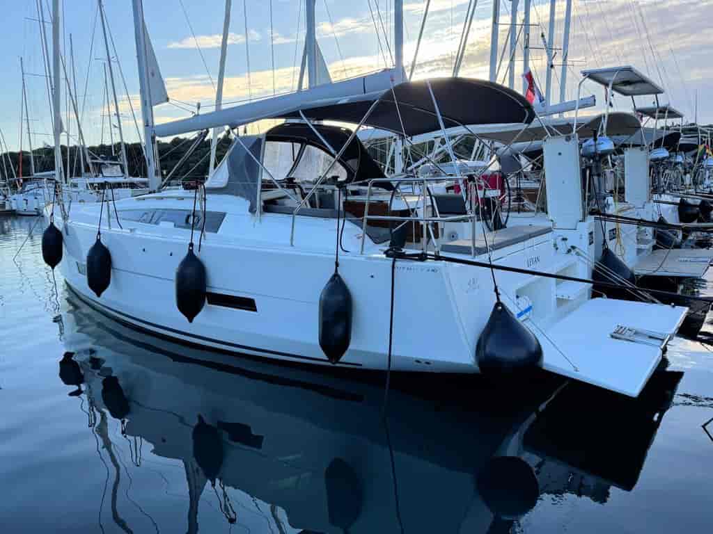Boat picture 9