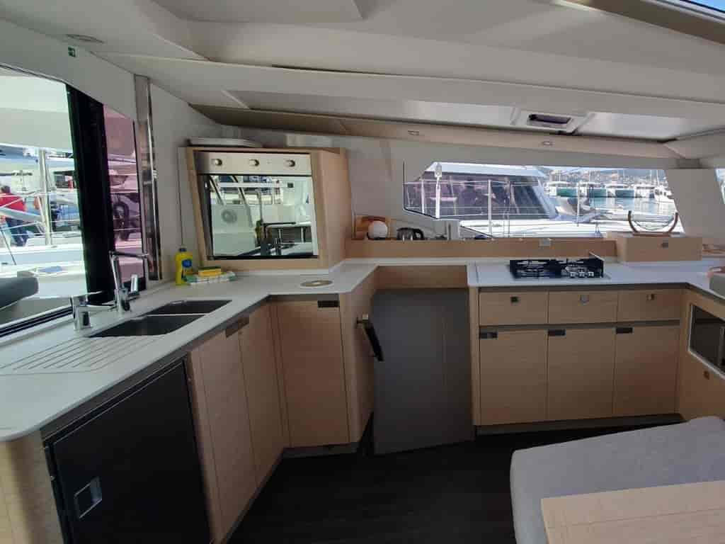 Boat picture 9
