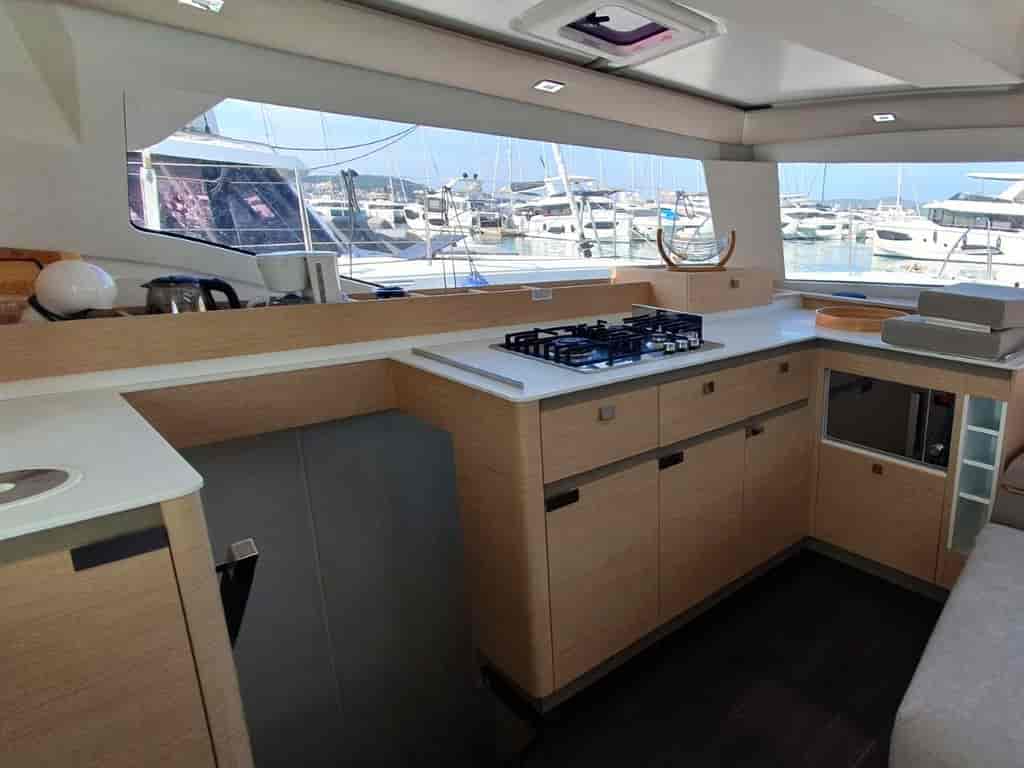 Boat picture 11