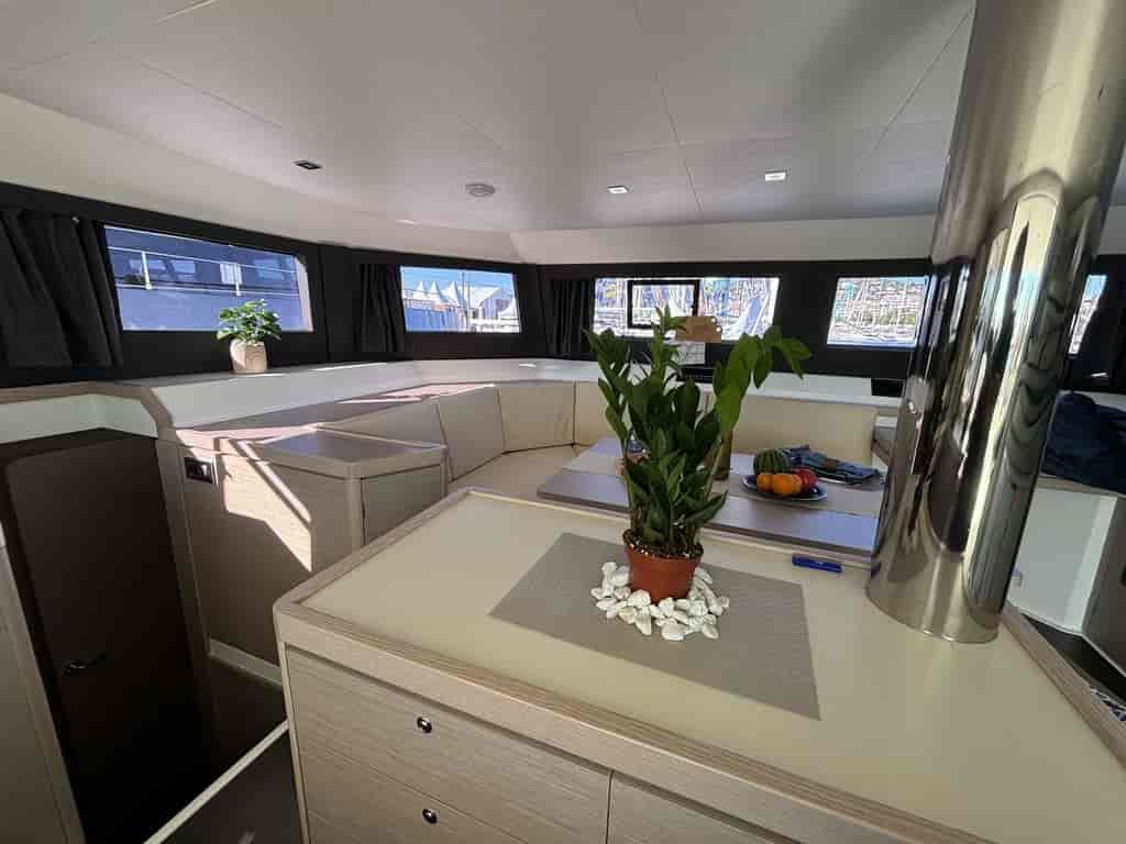 Boat picture 9