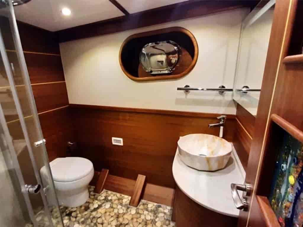 Boat picture 4
