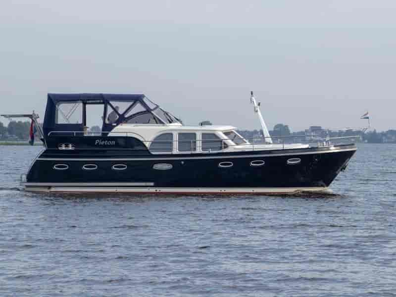 Boat picture 1