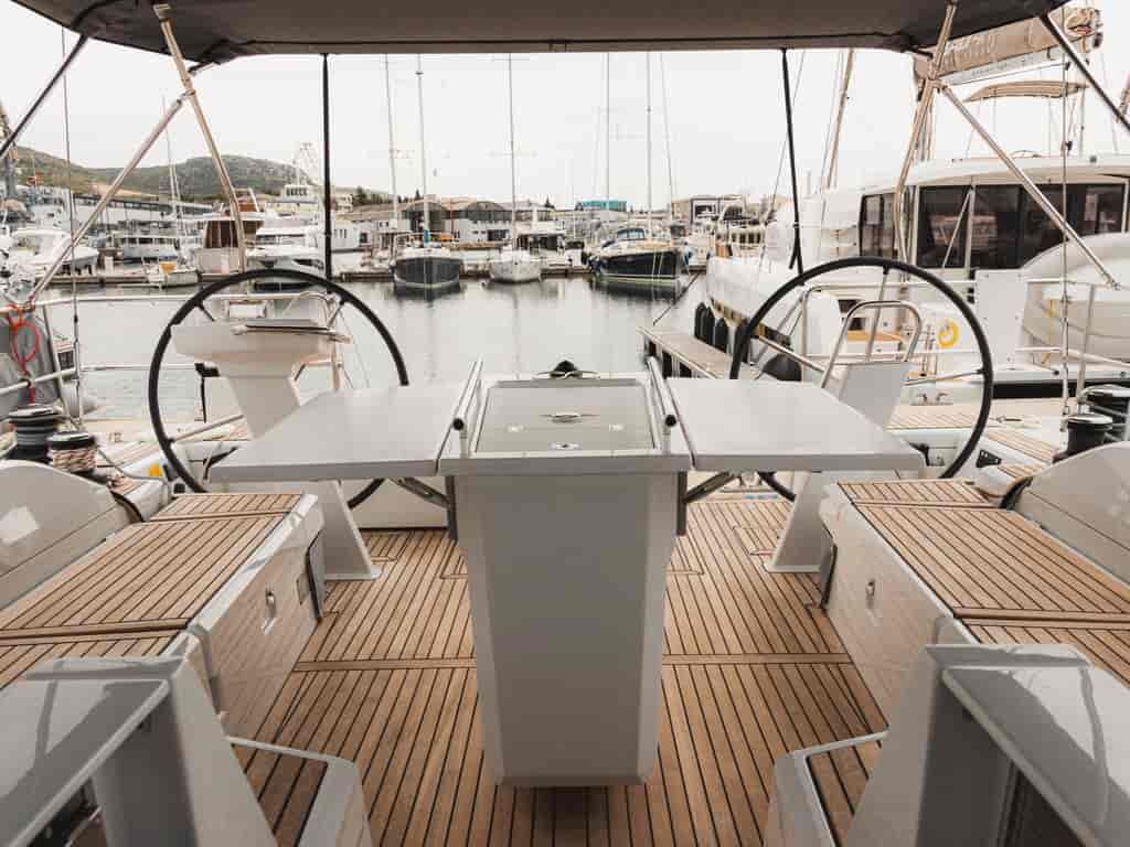 Boat picture 9