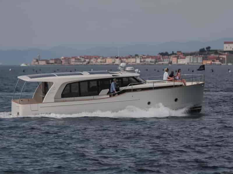 Boat picture 1