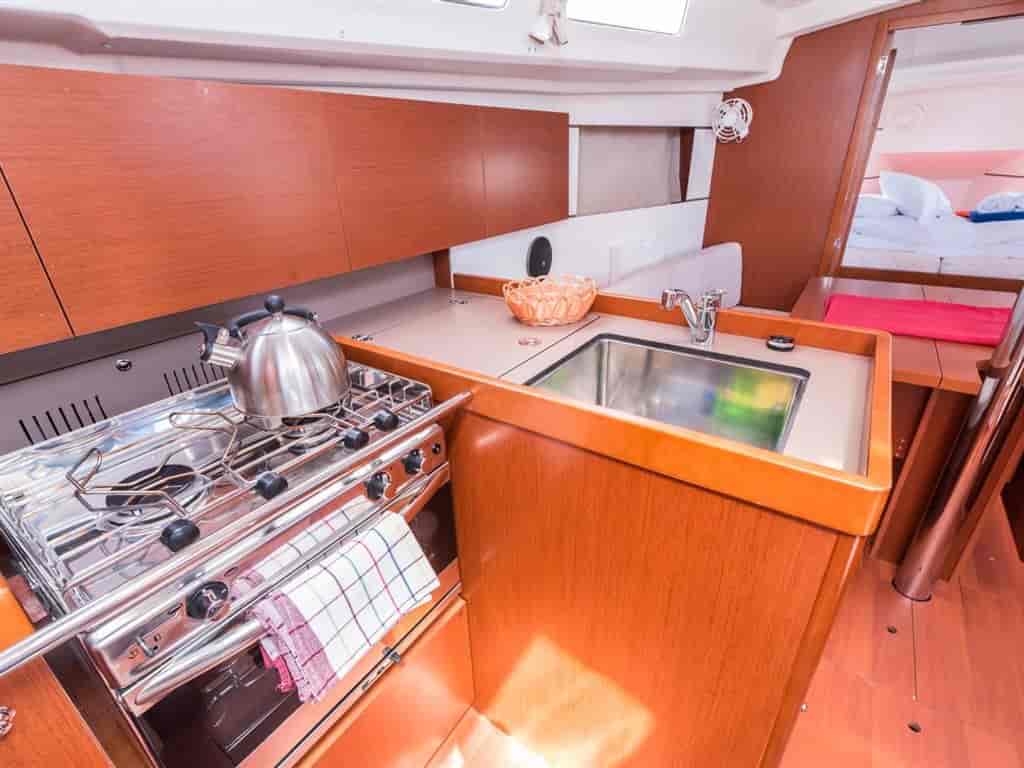 Boat picture 12