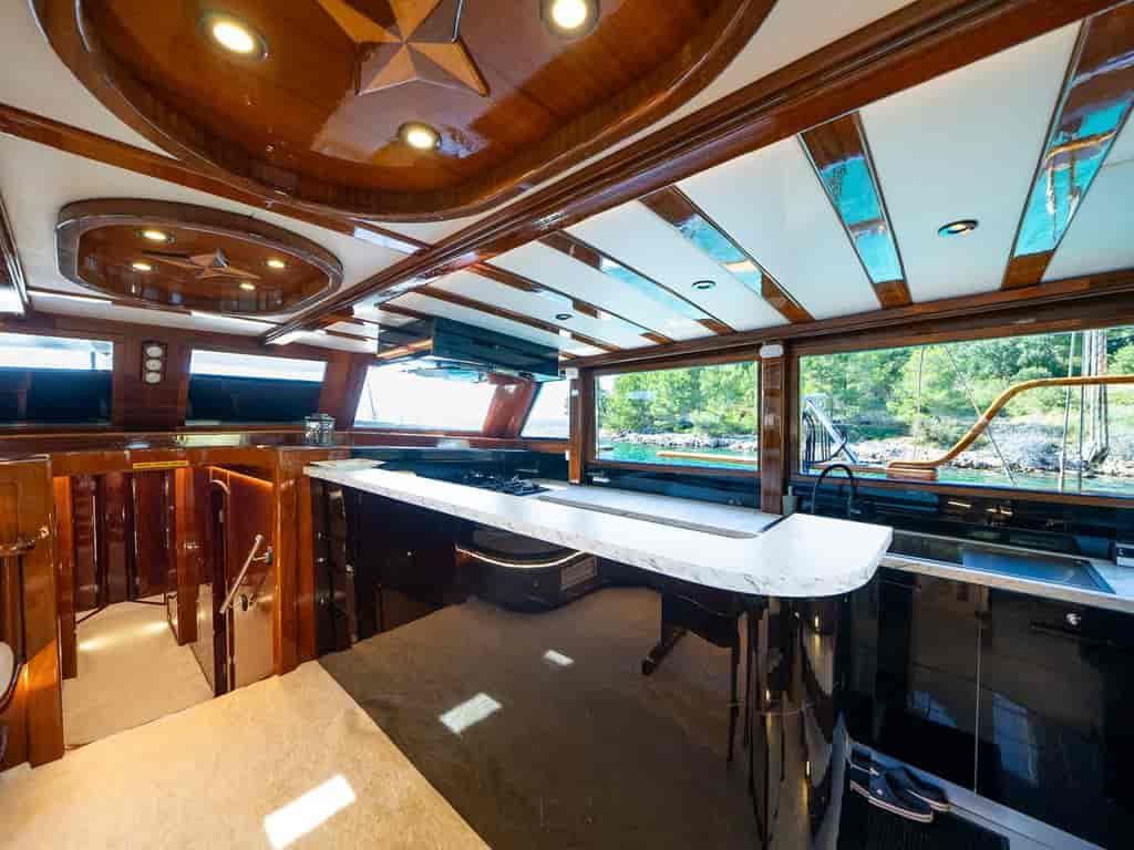 Boat picture 16