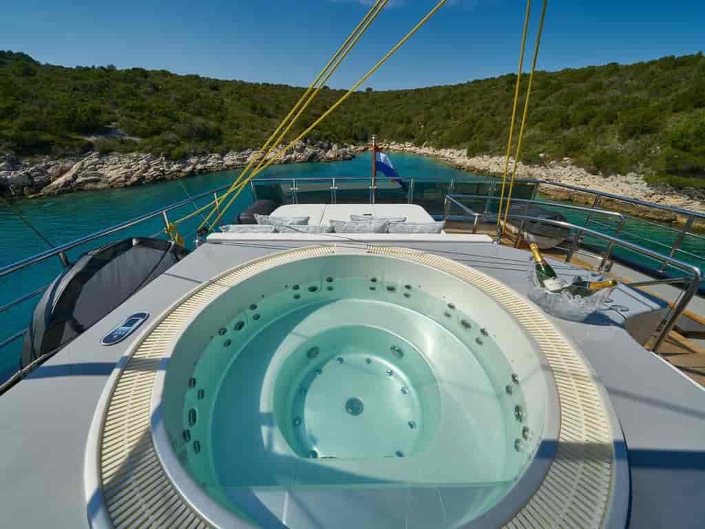 Boat picture 10