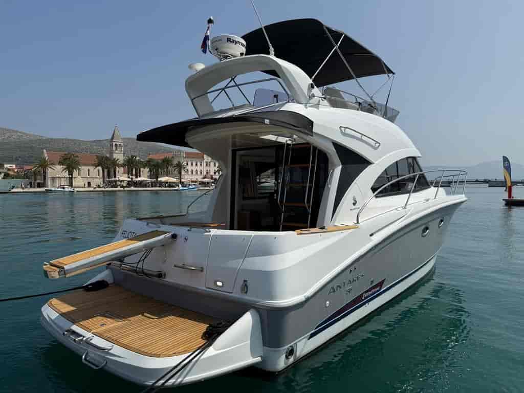 Boat picture 37