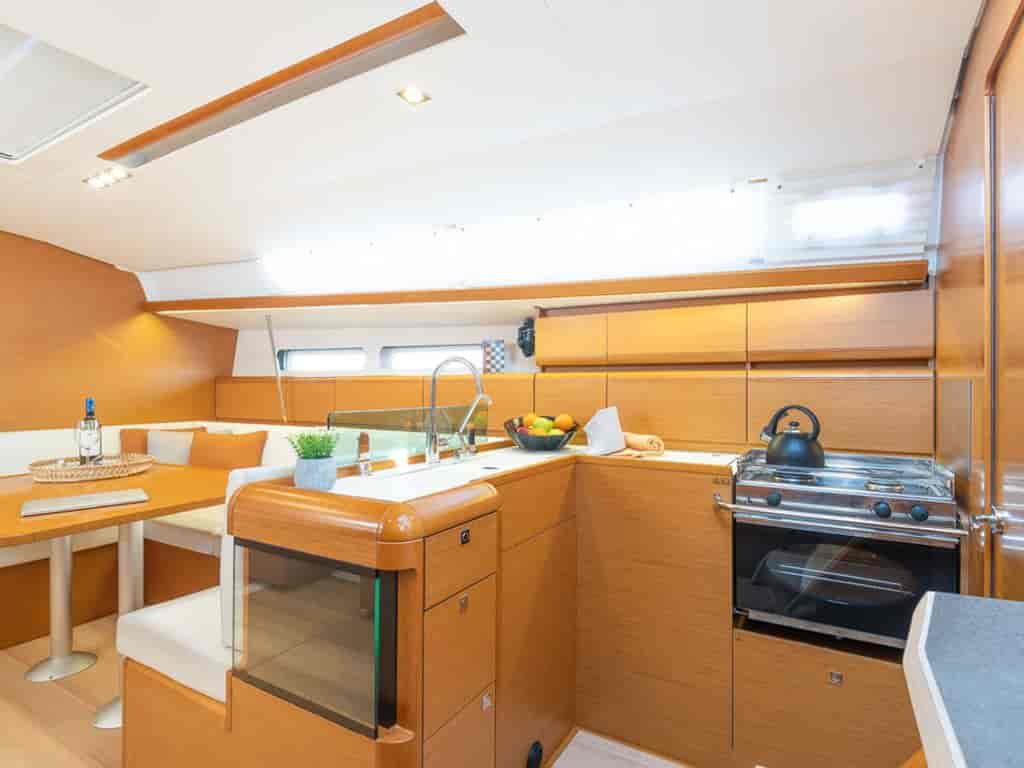Boat picture 13