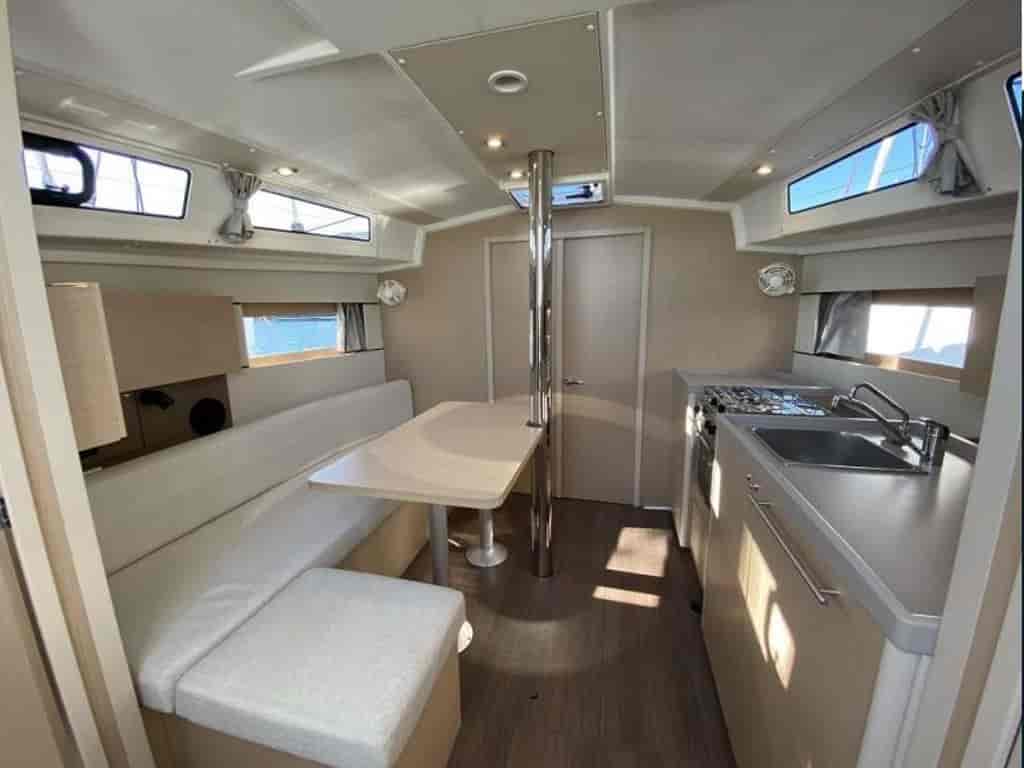 Boat picture 9
