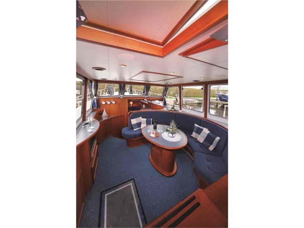 Boat picture 9