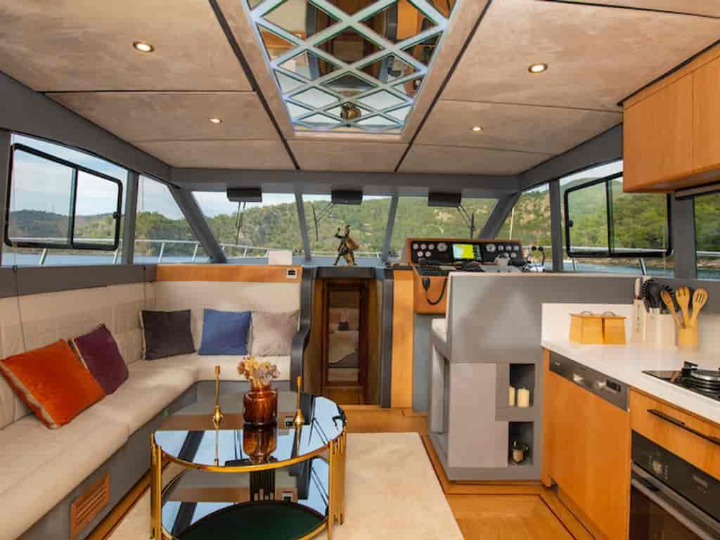 Boat picture 7