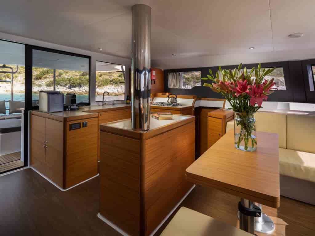 Boat picture 17