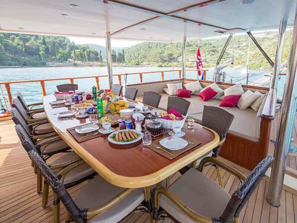 Boat picture 25