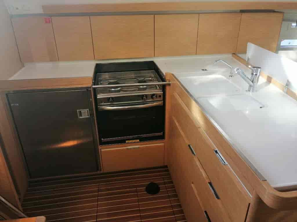 Boat picture 9