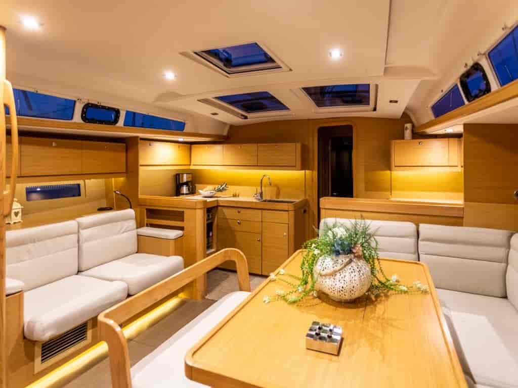 Boat picture 9