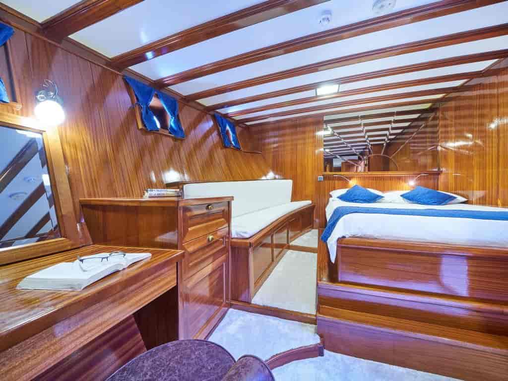 Boat picture 2