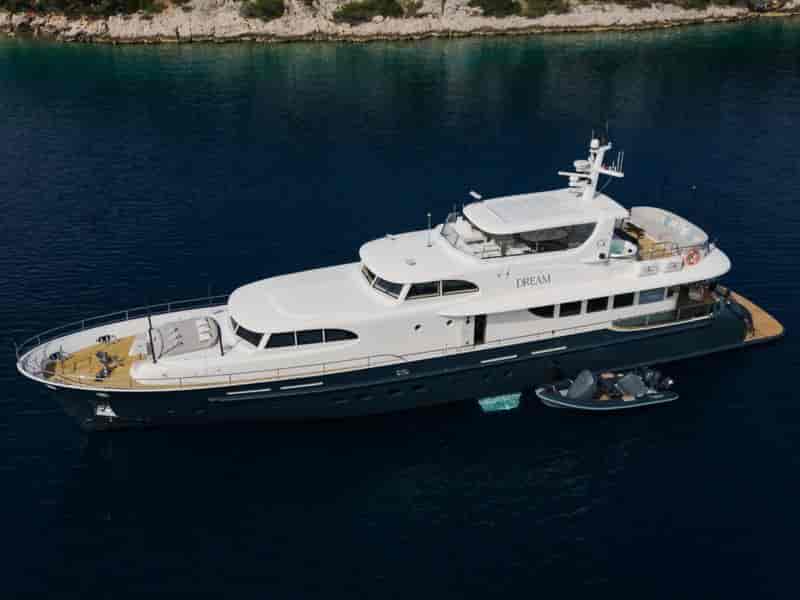 Boat picture 1